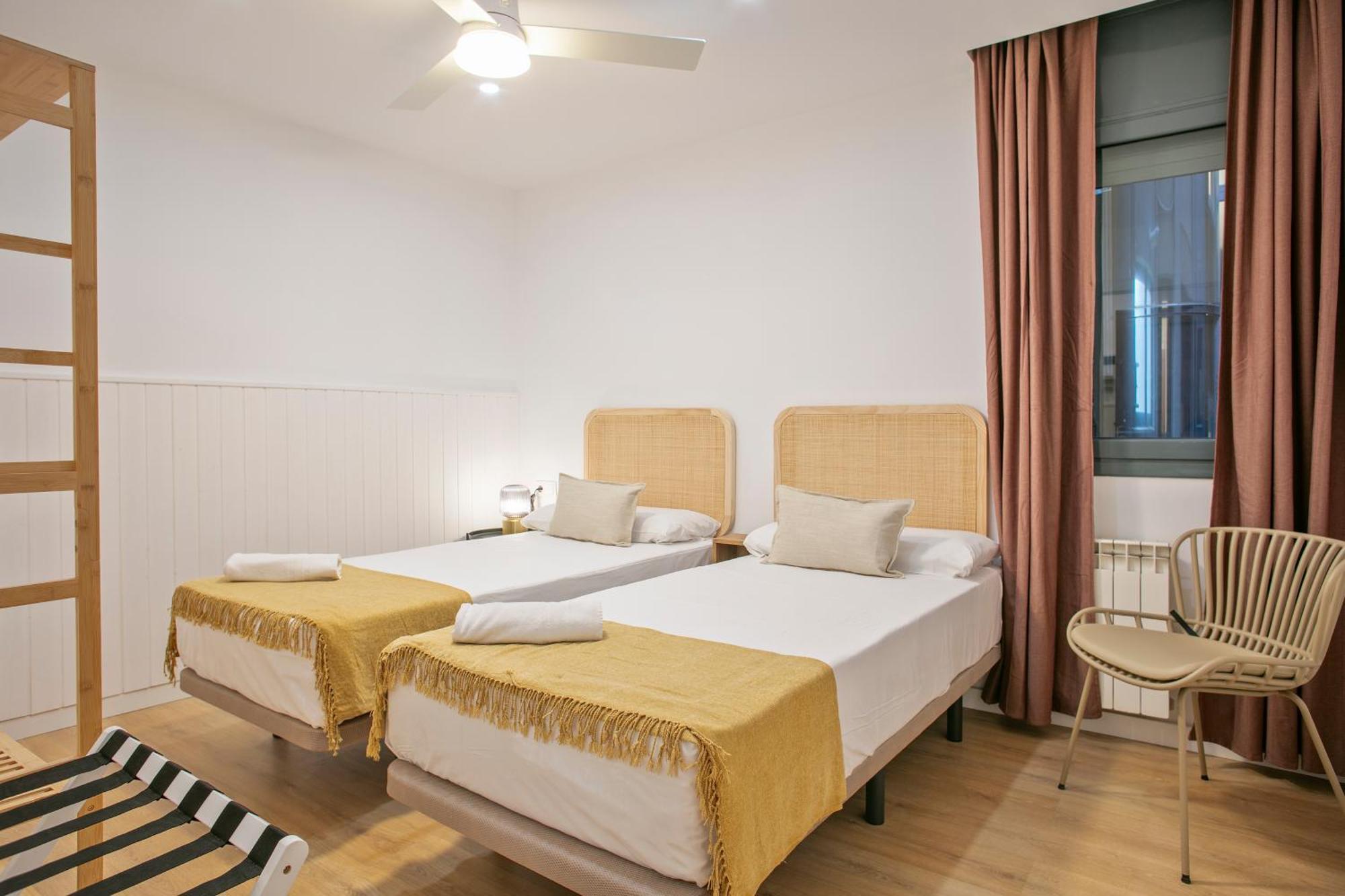 Anton'S Downtown Apartment Barcelona Bagian luar foto